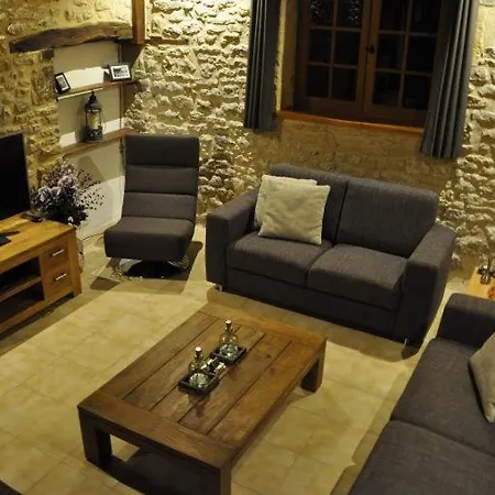 펜션 Domaine Des Grands Bois Sergeac