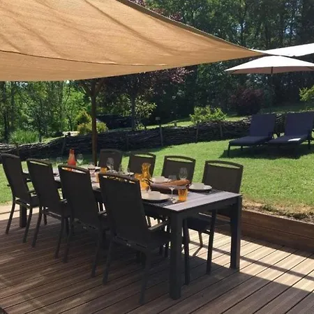 펜션 Domaine Des Grands Bois Sergeac